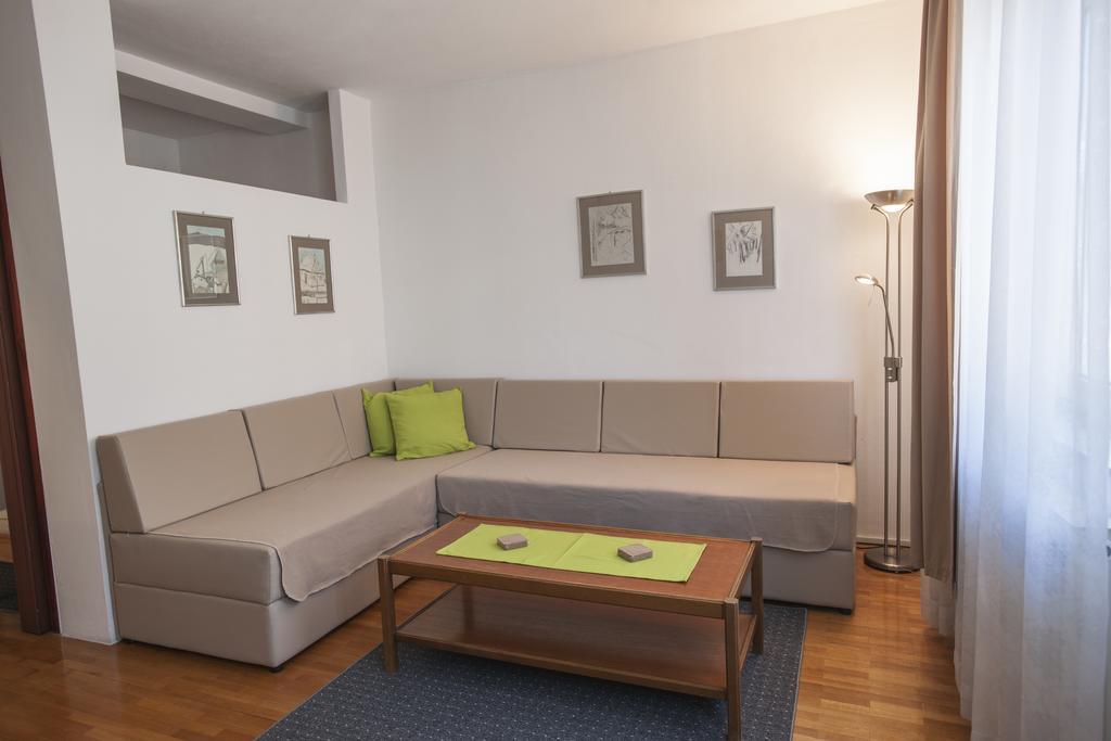Apartment Fleger Zagreb Extérieur photo