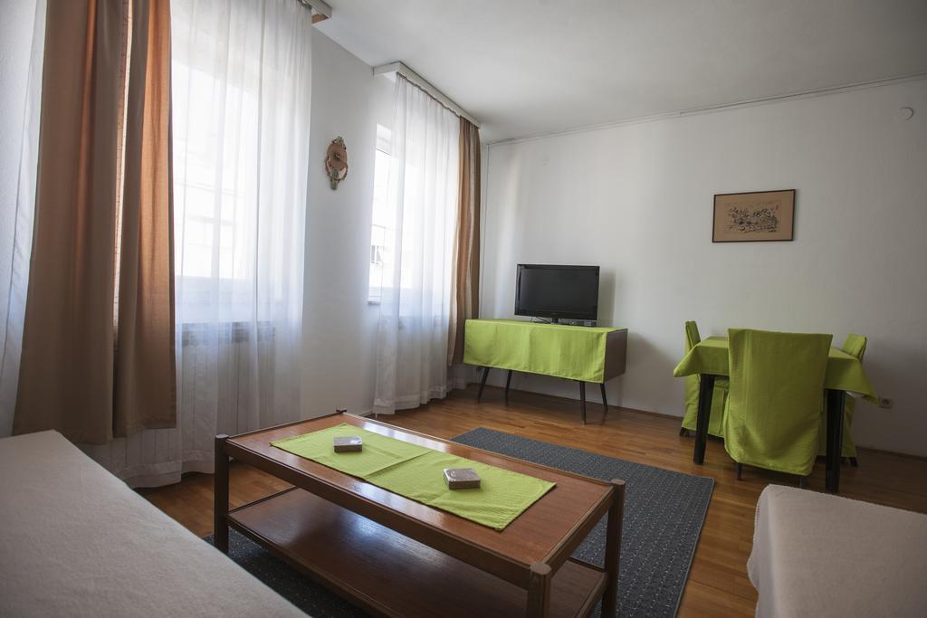 Apartment Fleger Zagreb Chambre photo